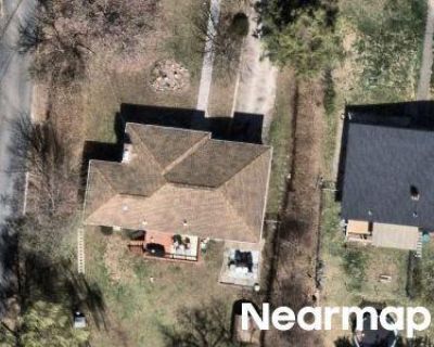 3 Bed 1 Bath Preforeclosure Property in Waterbury, CT 06704 - Starlet Ln