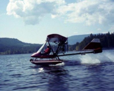 Airplane - Beaver RX 550 FE amphibious float plane