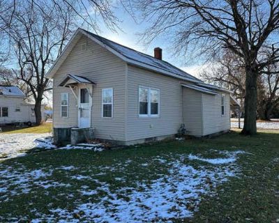 2 Bedroom 1BA 826 ft Single Family Home For Sale in GOSHEN, IN