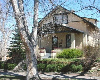 4 Bedroom 2BA 2500 ft Apartment For Rent in Denver, CO