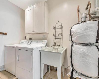 Pet friendly $1,200 per month room to rent in Cambrian Park