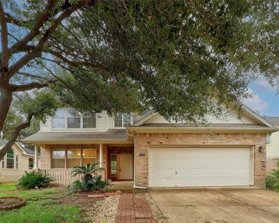3 Bedroom 2BA 2058 ft Single Family House For Rent in Austin, TX