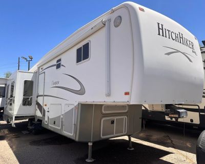 2007 Nuwa HITCH HIKER Champagne Fifthwheel Series