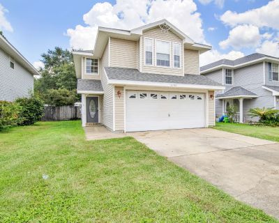 3 Bedroom 2.5BA 1658 ft Pet-Friendly House For Rent in Milton, FL