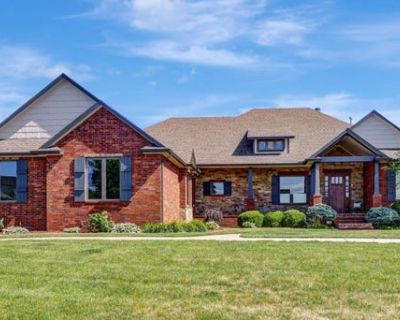 6 Bedroom 5BA 4648 ft Single Family Home For Sale in WICHITA, KS