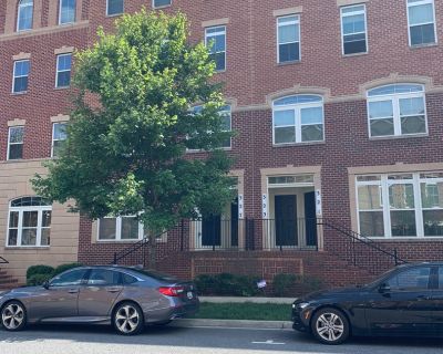 3 Bedroom 2.5BA 2895 ft House For Rent in Gaithersburg, MD