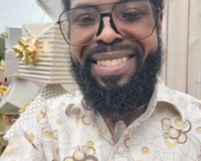 Landros J is looking for a New Roommate in Kansas City with a budget of $800.00