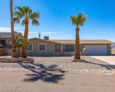 3 Bedroom 2BA 1284 ft Condo For Rent in Lake Havasu City, AZ