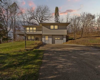 2 Bedroom 1BA 1432 ft Single Family House For Sale in Faribault, MN