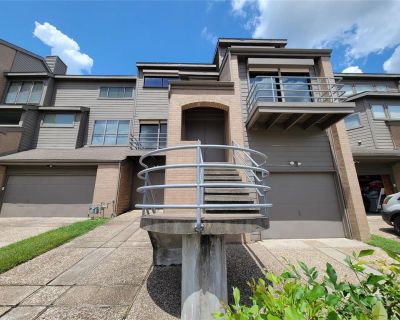 3 Bedroom 4BA 3508 ft Single Family Detached House For Rent in Houston, TX