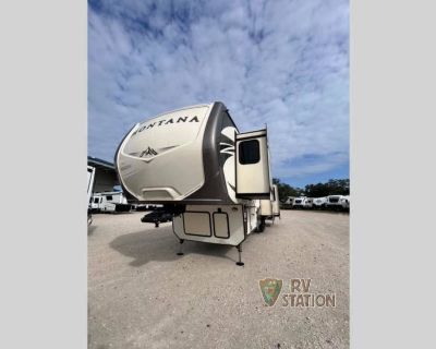 2017 Keystone Montana 3661RL For Sale by Dealer in Inez, Texas