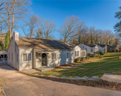 3 Bedroom 1BA 1066 ft Apartment For Rent in Atlanta, GA