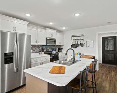 3 Bedroom 2BA 1525 ft Single Family Home For Sale in CENTRALIA, MO