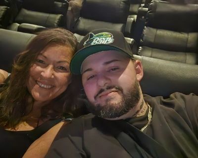 hello my name is Eddie New York. I am a professional Barber that works in the David. Square area, in Somerville. I am 38 years old, a very quiet and clean person, and I'm looking to rent a room for the $1200. Price range, please.I'm very friendly and easy to get along with.And it would love to find a room as soon as posname is Eddie New York. I am a professional Barber that works in the David. ...