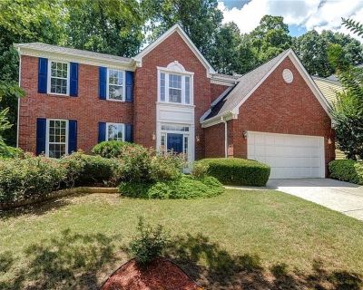 4 Bedroom 3BA 2406 ft Single Family Home For Rent in Lawrenceville, GA