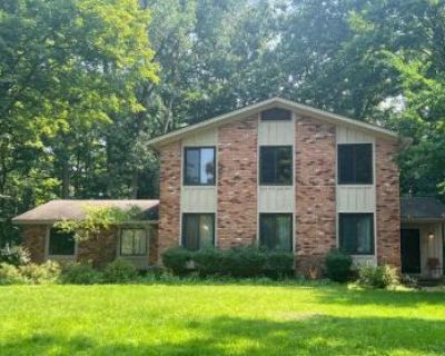 4 Bed 2.5 Bath Preforeclosure Property in Northville, MI 48167 - Beauford Ct