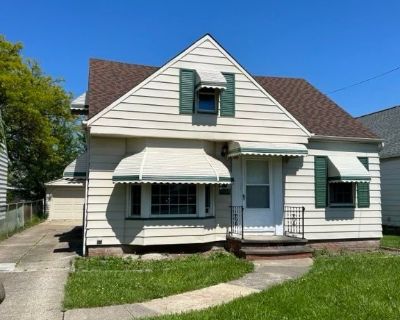 4 Bedroom 1BA 1712 ft Single Family House For Sale in Cleveland, OH