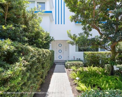 3 Bedroom 3BA 2401 ft Townhouse For Sale in West Palm Beach, FL