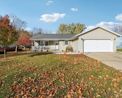 3 Bedroom 2BA 1805 ft Single Family House For Sale in Fort Atkinson, WI