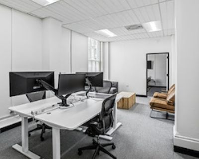 Private Office for 13 at The Farm SF
