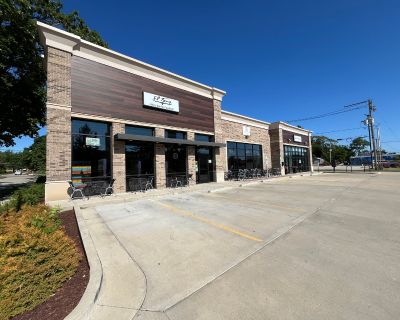3200 ft Commercial Property For Rent in Champaign, IL