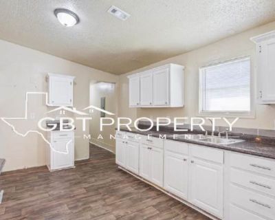 4 Bedroom 2BA 2000 ft Apartment For Rent in Mexia, TX