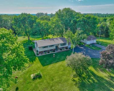 4 Bedroom 2BA 2174 ft Single Family Home For Sale in HAMMOND, WI