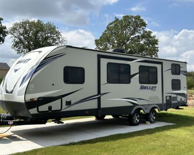 2020 Keystone Bullet Ultra Lite 273BHS