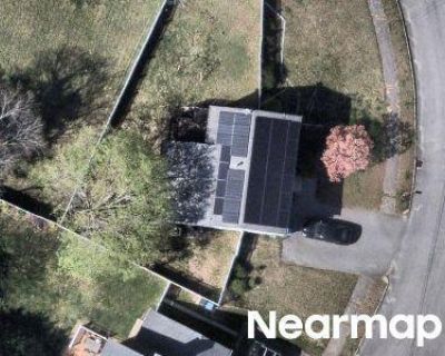 3 Bed 1.0 Bath Preforeclosure Property in Cranston, RI 02921 - Hornbeam Dr