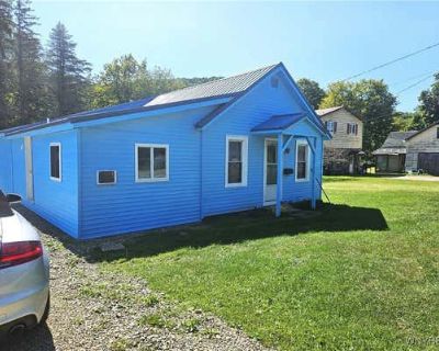 3 Bedroom 2BA 913 ft Furnished Single Family Home For Sale in LITTLE VALLEY, NY