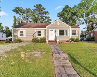 3 Bedroom 2BA 1685 ft Single Family House For Sale in Jacksonville, NC