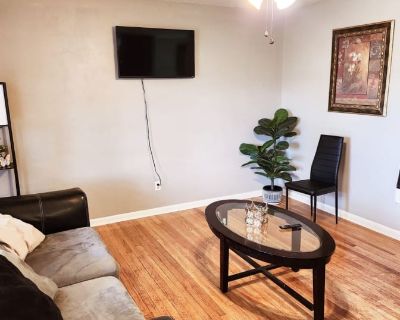 Available on: now. Furnished. Parking available * Internet included * Children friendly * Students welcome * 40+ years welcome Anna will require background checks for this room Learn more. The home is very close to shopping, restaurants and attractions. You still get the comfortable and private feel of home as the property is nestled in a beautiful, quiet neighborhood.. Rent $675 per month Bill...