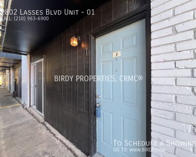 2802 Lasses Blvd Unit. **Monthly Utility Fees** Water/Sewer Fee - $85 Garbage Fee - $25 Welcome to this bright and comfortable 3-bedroom, 1.5-bath apartment offering plenty of space and style. The main floor features inviting living and dining areas, perfect for relaxing or entertaining, along with a convenient half bath. Enjoy a well-appointed kitchen equipped with a gas stove, refrigerator an...