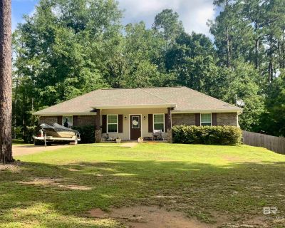 3 Bedroom 2BA 1404 ft Single Family House For Sale in Bay Minette, AL
