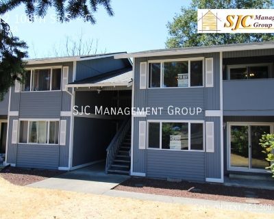 2 Bedroom 1BA 800 ft Apartment For Rent in Tacoma, WA