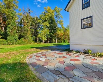 Cox Ave, Armonk, Home For Rent