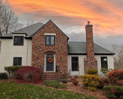 4 Bedroom 2BA 3685 ft Apartment For Rent in Ridgefield, CT