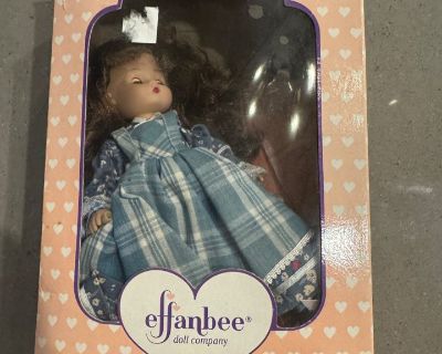 Little Woman: Beth Effanbee Doll- storybook series