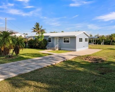 2 Bedroom 1BA 1000 ft Single Family House For Sale in St James City, FL