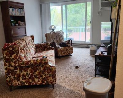 Hey! Im M, 28, super extroverted and social. I work in seasonal landscaping, so Im up early and asleep early. I like a tidy home and usually do a weekly clean-up the kitchen gets a little messy sometimes, but nothing wild. Im neurodiverse and have certain systems that keep my space functional, so Id appreciate someone respectful of that. I value open communication and like to find solutions tog...