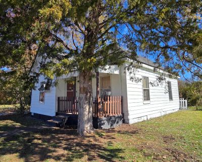 2 Bedroom 1BA 722 ft Single Family House For Sale in Chattanooga, TN