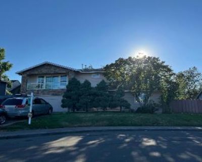5 Bed 4 Bath Preforeclosure Property in Wilsonville, OR 97070 - SW Teton Way
