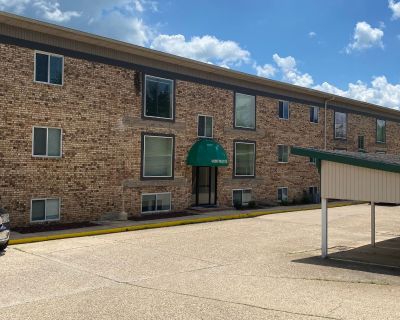 1 Bedroom 1BA 600 ft Apartment For Rent in St. Robert, MO