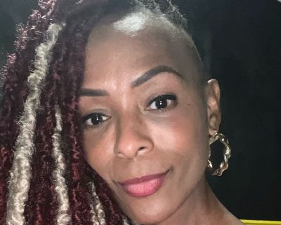 Unlocking Hearts: Elevate Your Intimacy with Expert Relationship Coach