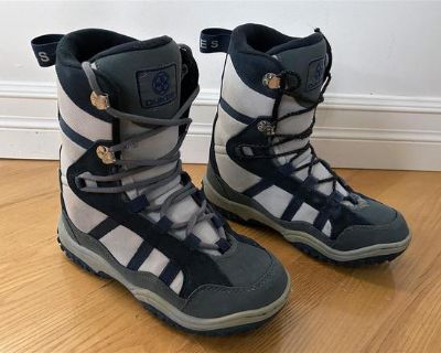 Size 6 ~ Dukes Snowboard Boots