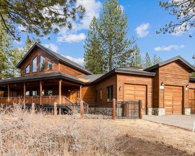 4 Bedroom 4BA 4322 ft Furnished Pet-Friendly Single Family Home For Rent in South Lake Tahoe, CA