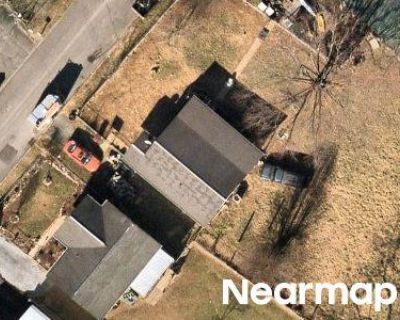 3 Bed 1 Bath Preforeclosure Property in Johnson City, TN 37601 - Louise St