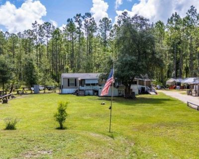 Furnished Nutmeg Trl, For Sale in Interlachen, Florida