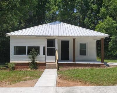 1 Bedroom 1BA 975 ft Pet-Friendly House For Rent in Winder, GA