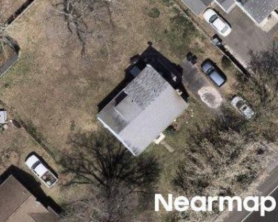 3 Bed 2 Bath Preforeclosure Property in East Hartford, CT 06108 - Ellington Rd